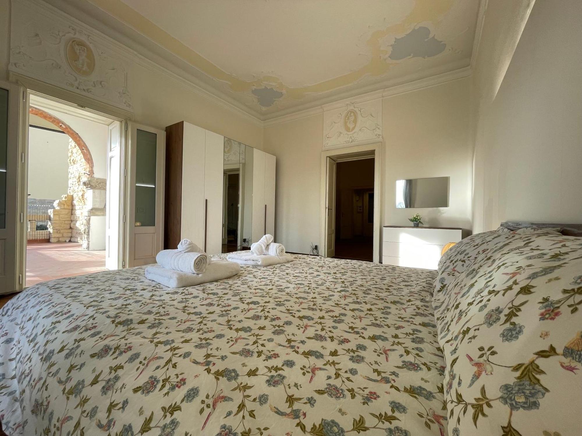 ברגמו Bg Central Royal Suite Con Parcheggio - Vista Citta Alta מראה חיצוני תמונה