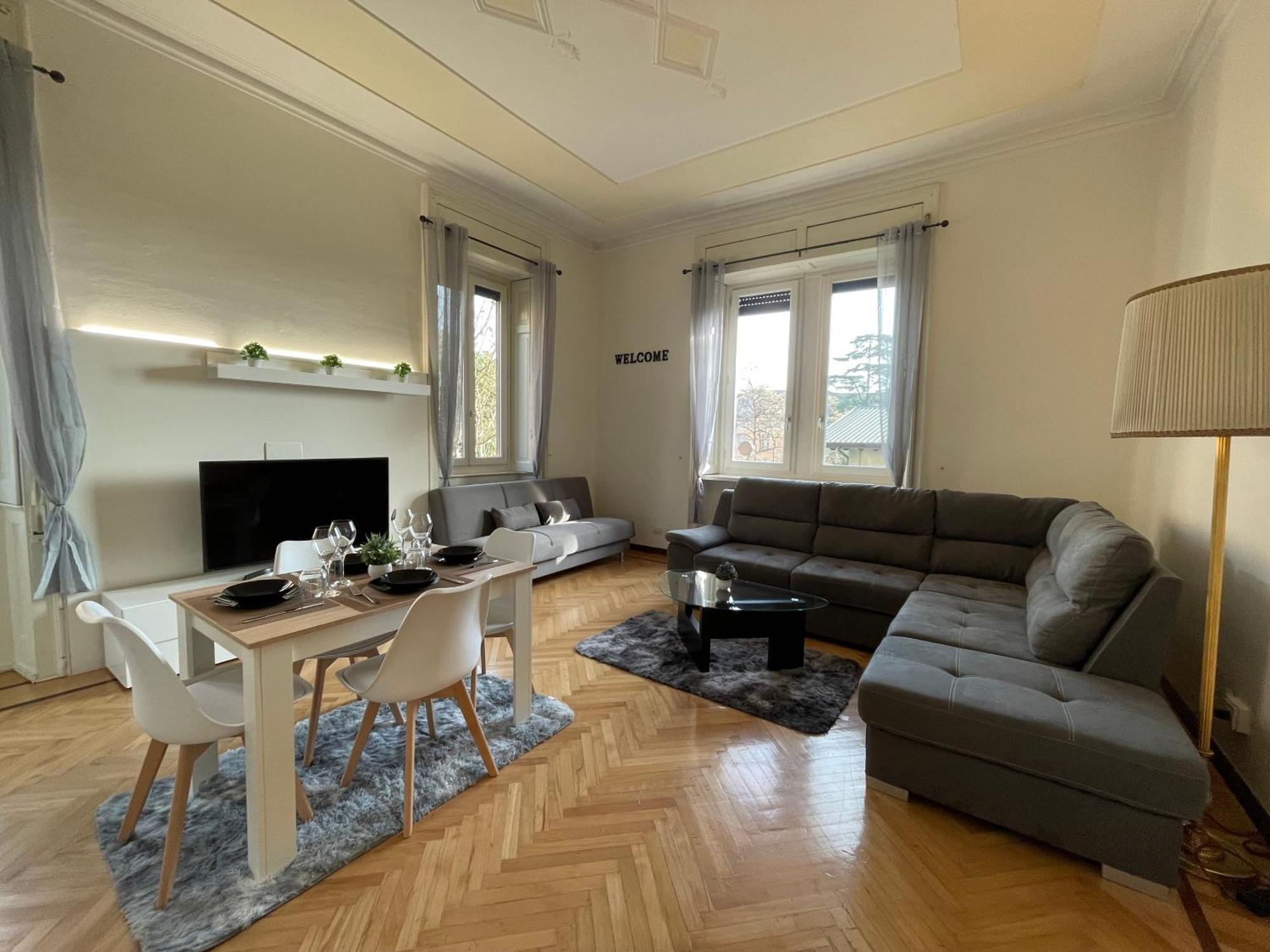 ברגמו Bg Central Royal Suite Con Parcheggio - Vista Citta Alta מראה חיצוני תמונה